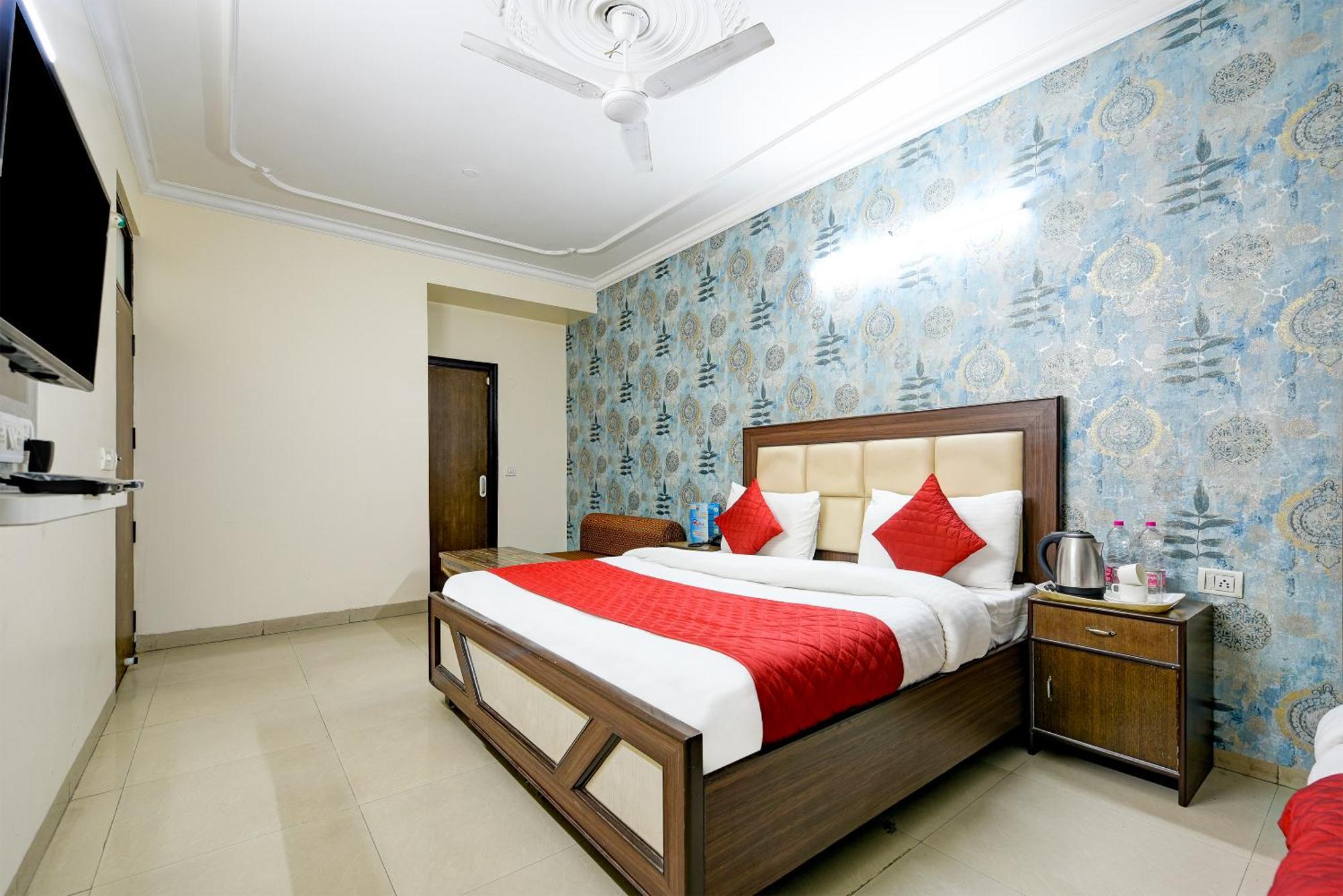 Airport Hotel Classic Park Neu-Delhi Exterior foto