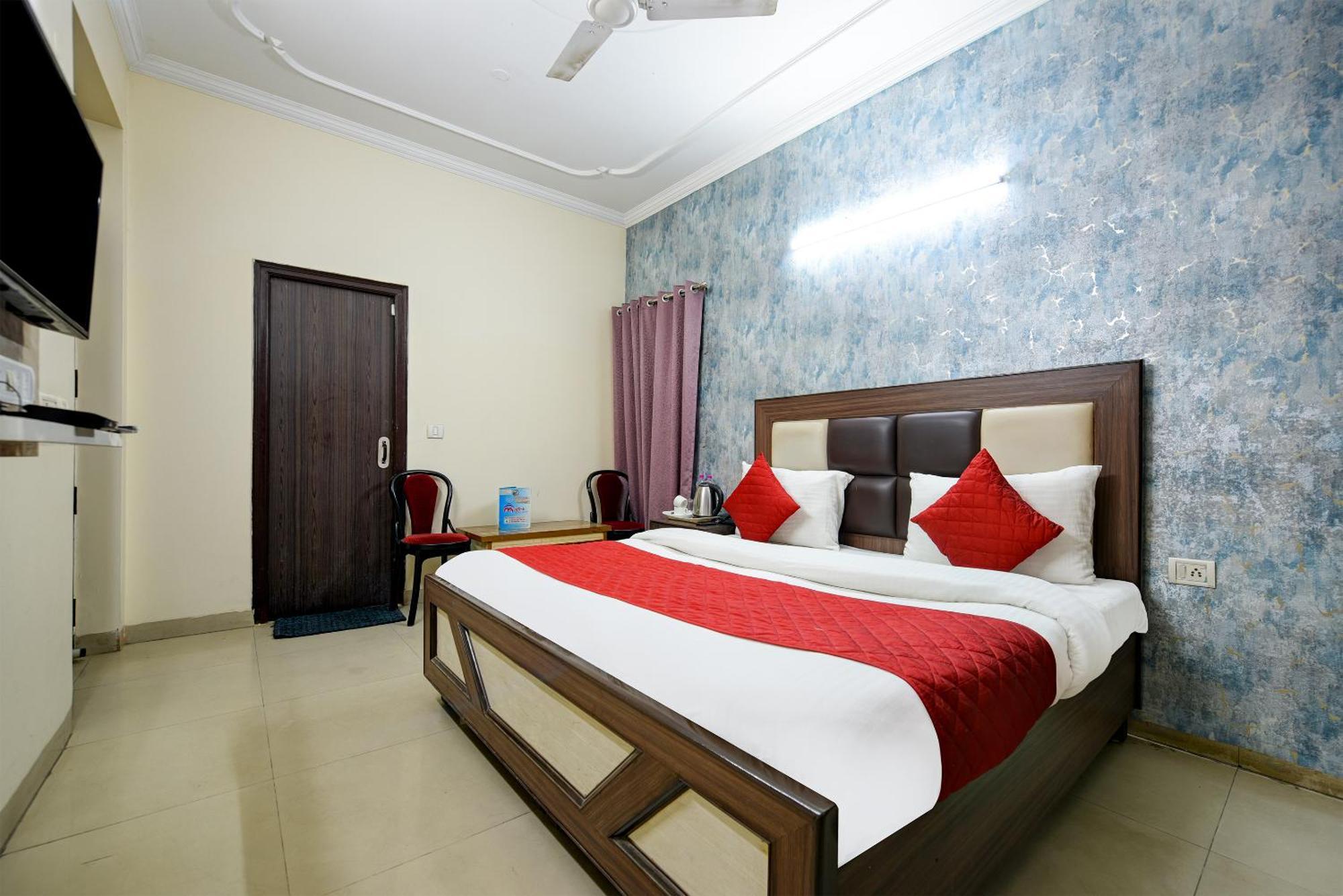Airport Hotel Classic Park Neu-Delhi Exterior foto